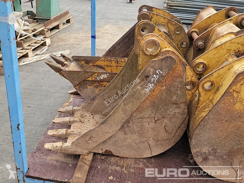 Echipamente pentru construcţii Caterpillar
