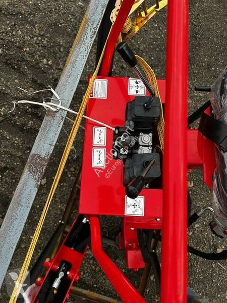 Aanbouwstukken voor bouwmachines  BK145
