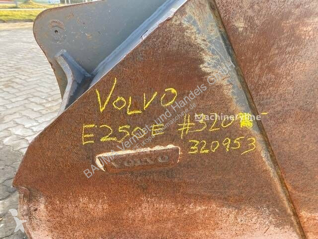 Stavební vybavení TL (5264) 1.35 m  / bucket S70