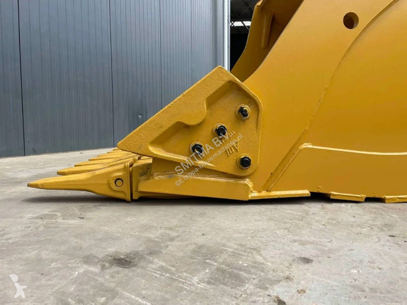 Aanbouwstukken voor bouwmachines Caterpillar...
