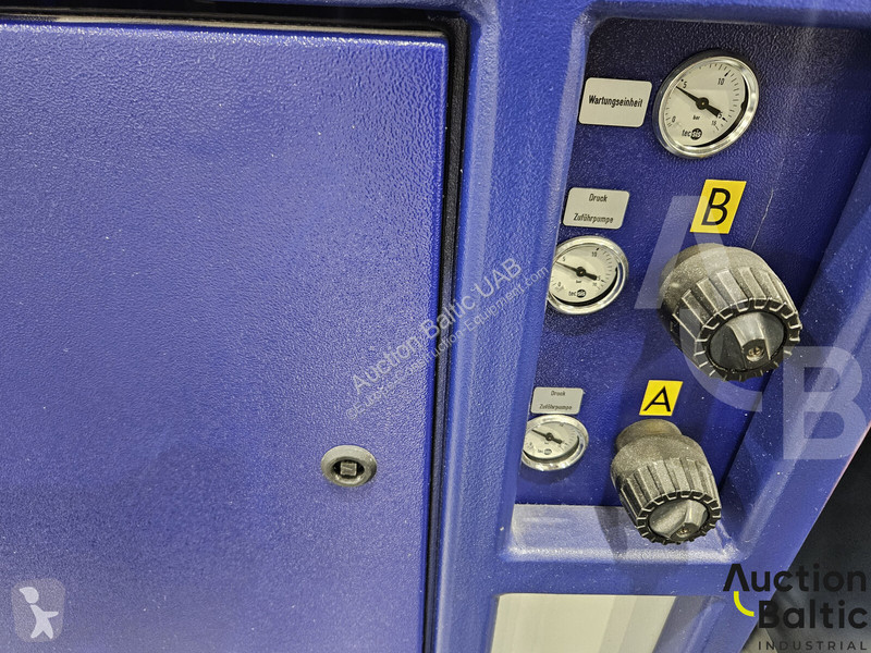 Vybavenie stavebného stroja  Technik