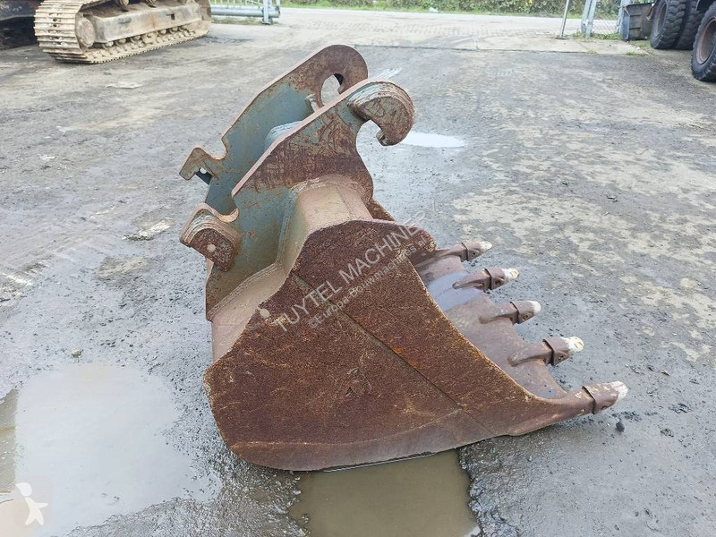Vybavenie stavebného stroja  bak sloten bak 180...