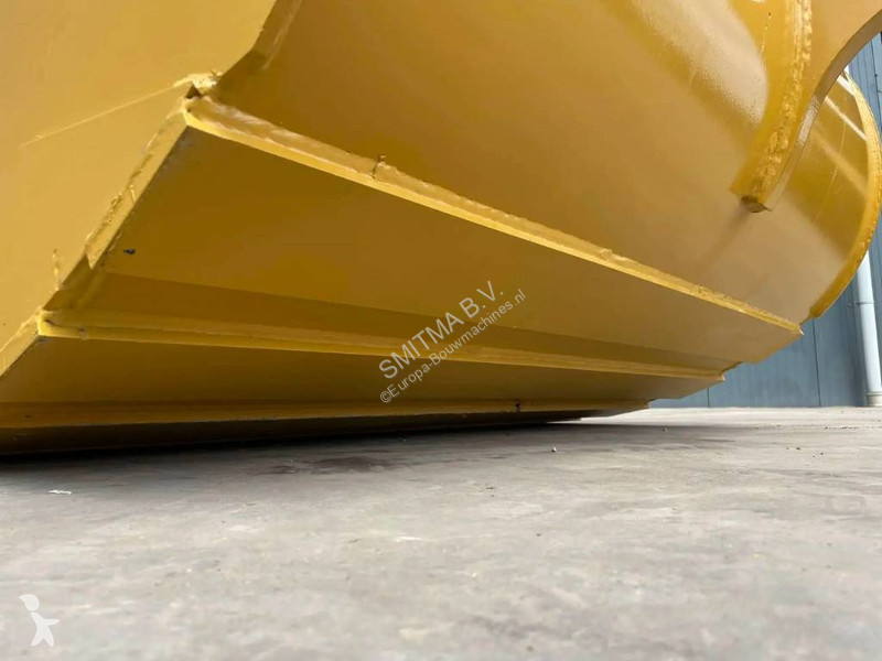 Aanbouwstukken voor bouwmachines Caterpillar...