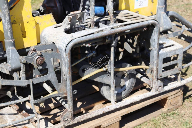 Aanbouwstukken voor bouwmachines Neuson crt 36 26a