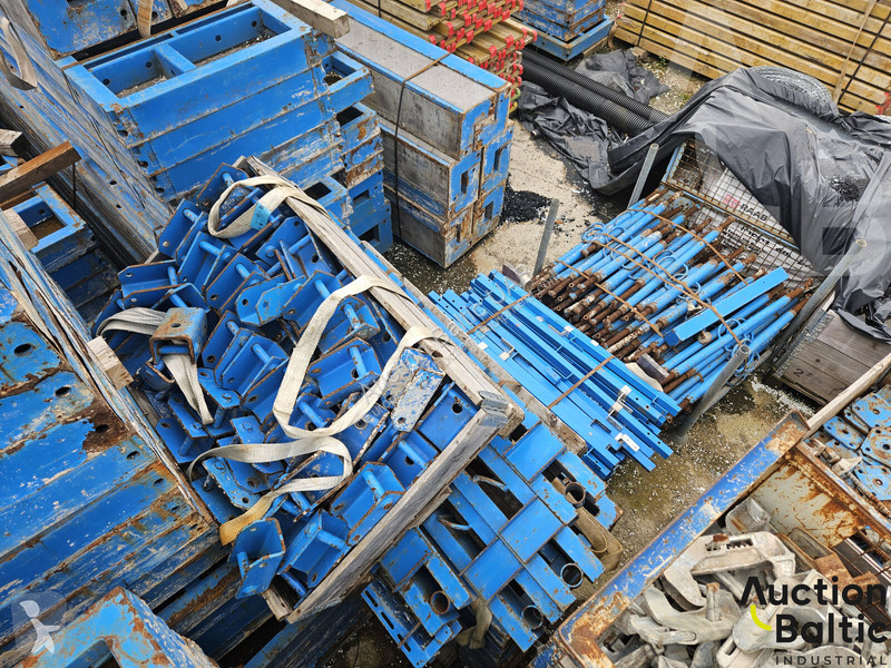Vybavenie stavebného stroja  formwork details