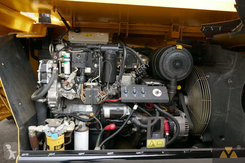 Aanbouwstukken voor bouwmachines Caterpillar...
