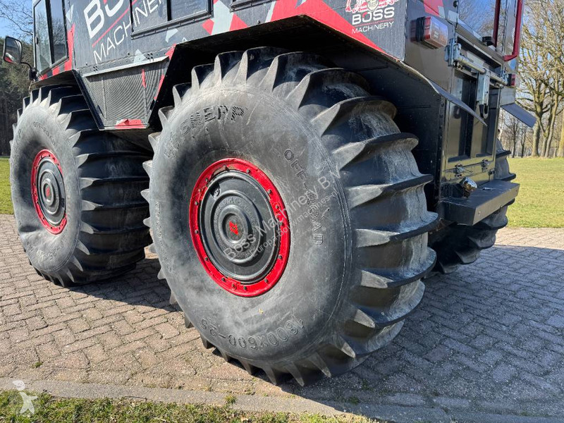 Vybavenie stavebného stroja  N 1200 4WD...