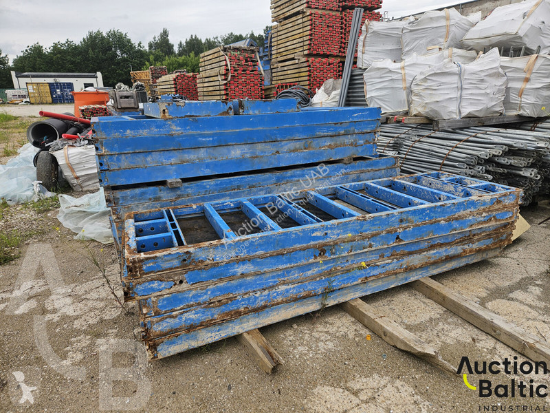 Vybavenie stavebného stroja  formwork details