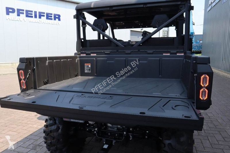 Vybavenie stavebného stroja  UFORCE 1000XL 4x4...