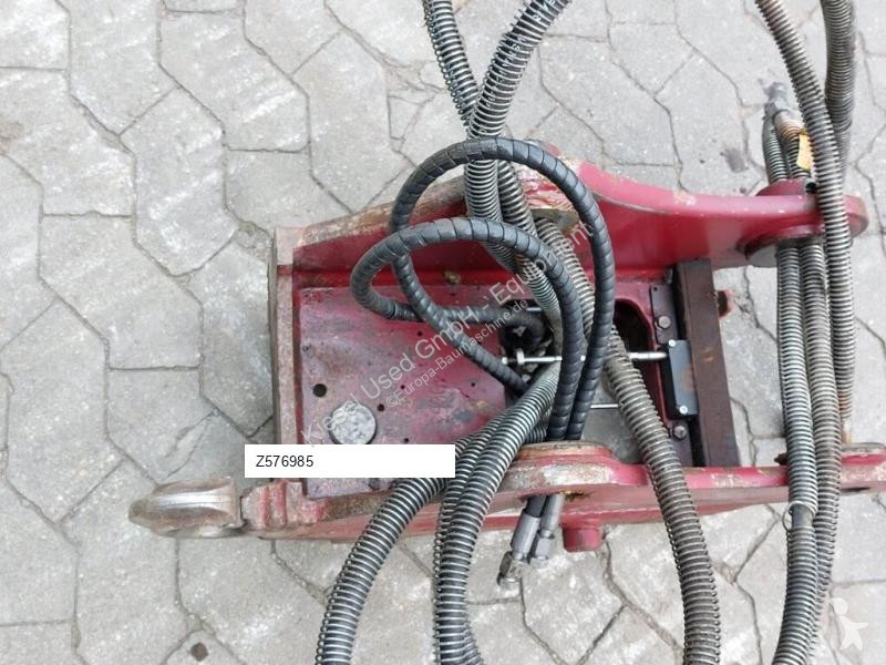 Stavební vybavení Oilquick Attache rapide...