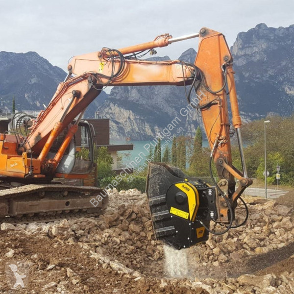 Aanbouwstukken voor bouwmachines MB Crusher 702 S4