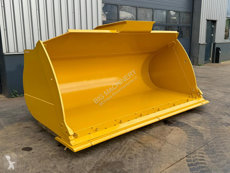 Aanbouwstukken voor bouwmachines Caterpillar...