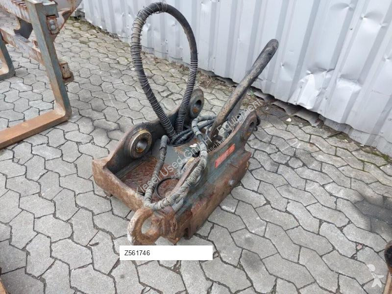 Stavební vybavení Oilquick Attache rapide...