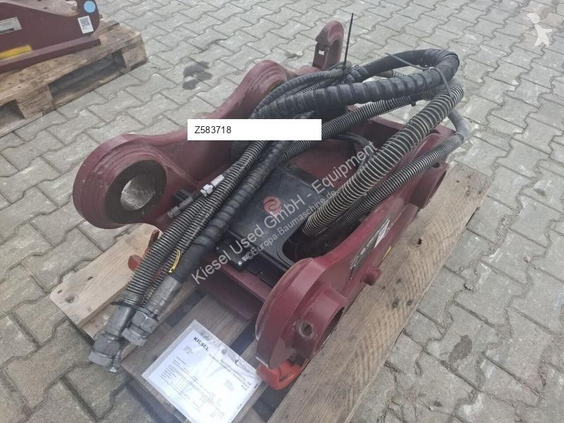 Stavební vybavení Oilquick Attache rapide...