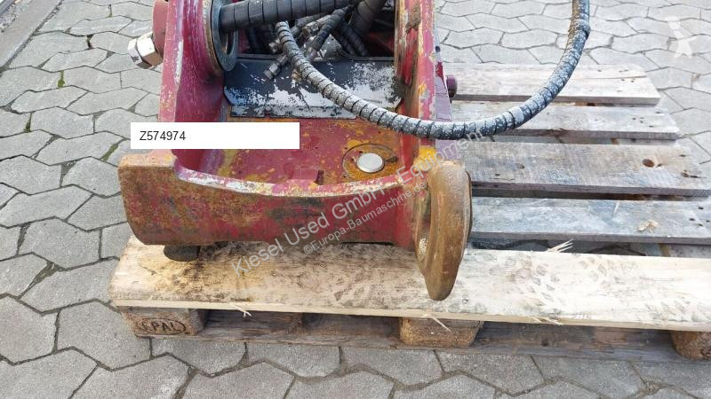Stavební vybavení Oilquick Attache rapide...