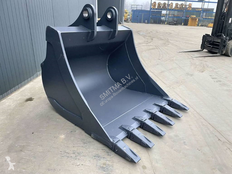 تجهيزات الأشغال العمومية Komatsu PC290