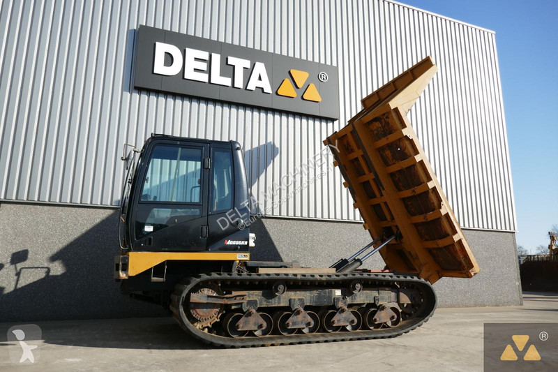 Sklápač Morooka MST2300VD