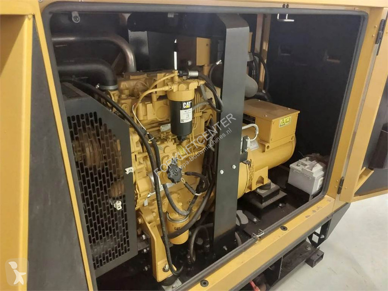 Echipamente pentru construcţii Caterpillar DE33E0