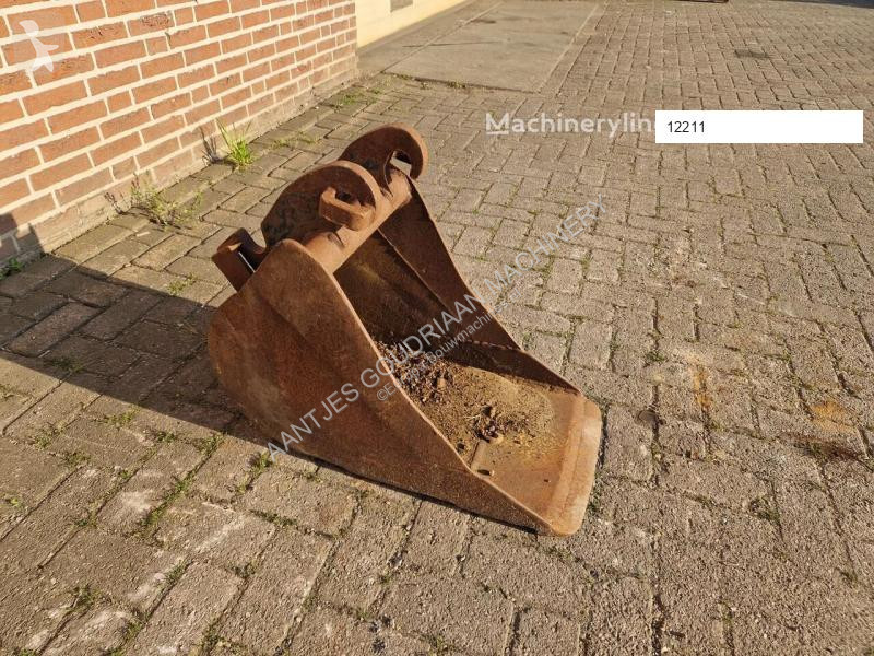 Attrezzature per macchine movimento terra...