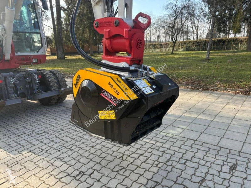 Attrezzature per macchine movimento terra MB...