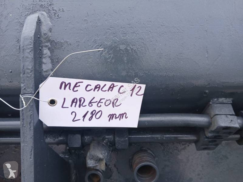 Echipamente pentru construcţii Mecalac