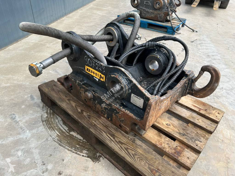 Aanbouwstukken voor bouwmachines Oilquick...