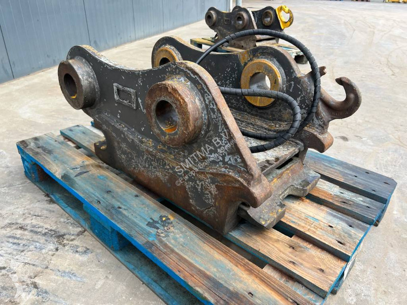 تجهيزات الأشغال العمومية SMP S70 - 320D
