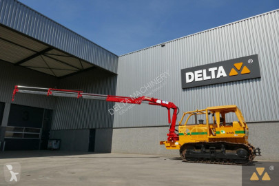 تجهيزات الأشغال العمومية Caterpillar