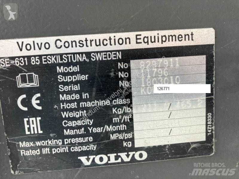 Equipamientos maquinaria OP Volvo Attache...