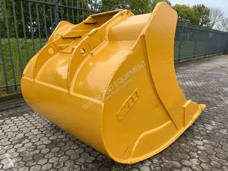 Equipamientos maquinaria OP Caterpillar 336...