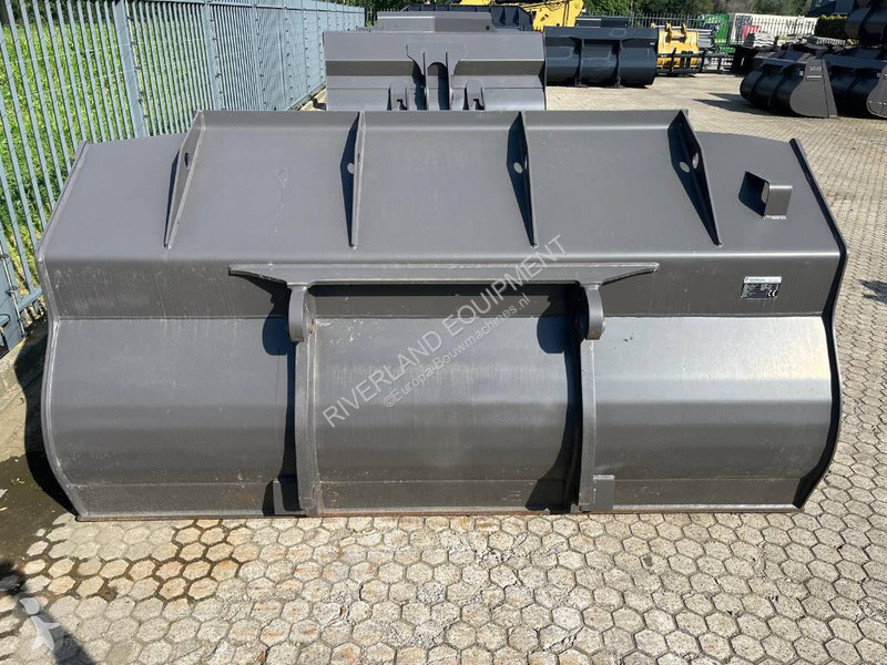 تجهيزات الأشغال العمومية Volvo L 110 H Bucket
