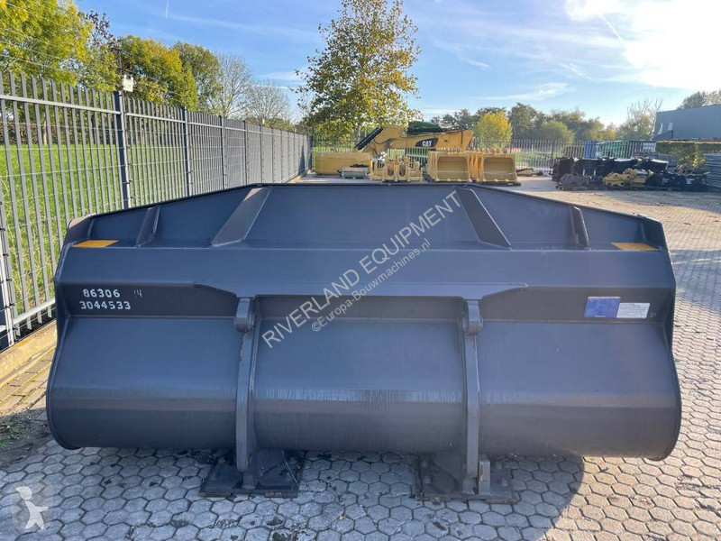 Equipamientos maquinaria OP Volvo H Bucket