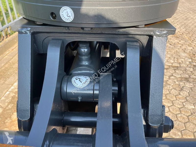 Equipamientos maquinaria OP Mustang GRP450...