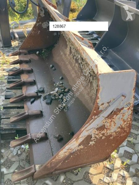 تجهيزات الأشغال العمومية Volvo Schaufel mit...