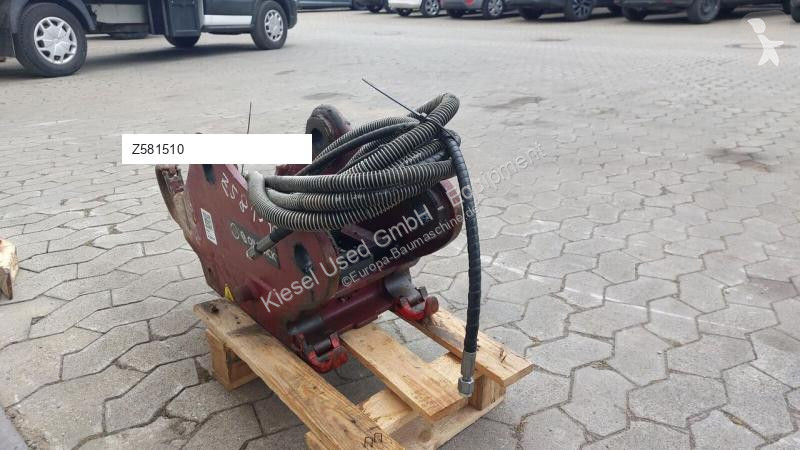 Equipamientos maquinaria OP Hitachi Attache...