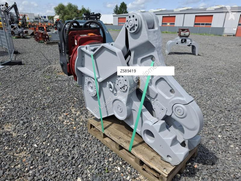 Aanbouwstukken voor bouwmachines Demarec DRC30