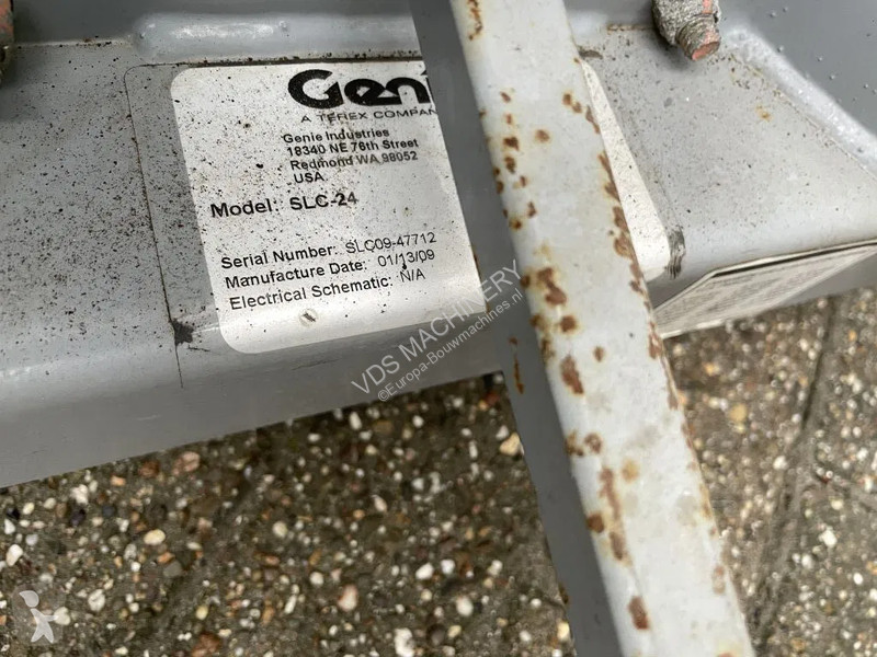 Echipamente pentru construcţii Genie SLC-24...