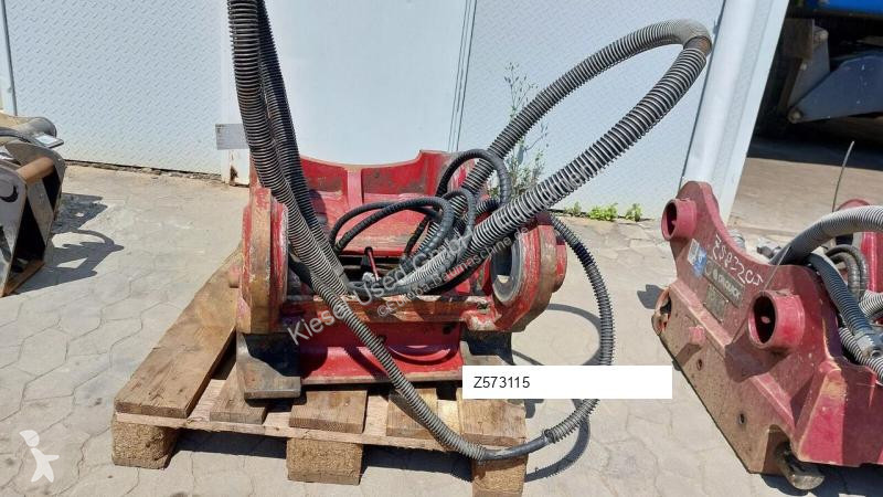 Equipamientos maquinaria OP Oilquick Attache...