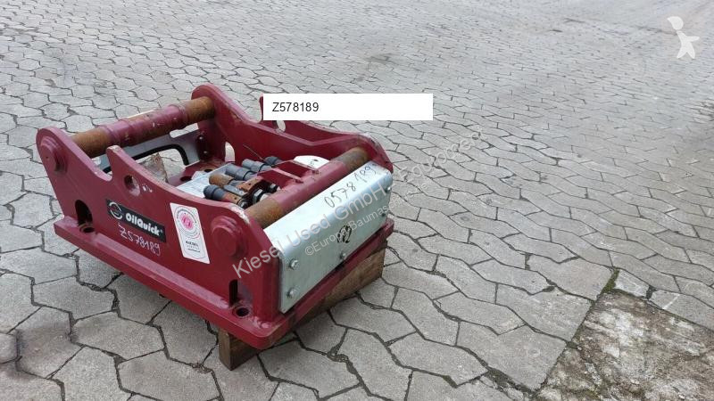 Stavební vybavení Oilquick Attache rapide...