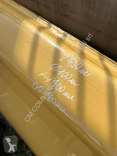 تجهيزات الأشغال العمومية L. 2400 mm rinforzata...