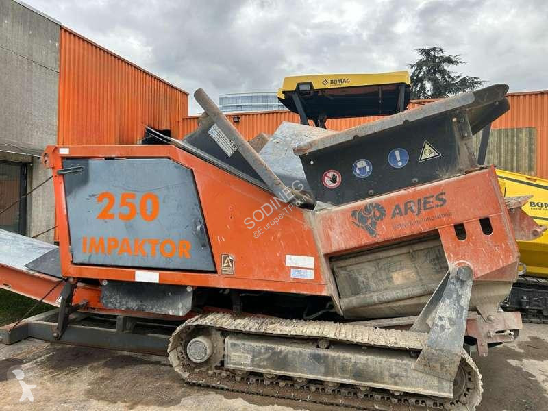 Equipamientos maquinaria OP Arjes IMPAKTOR 250