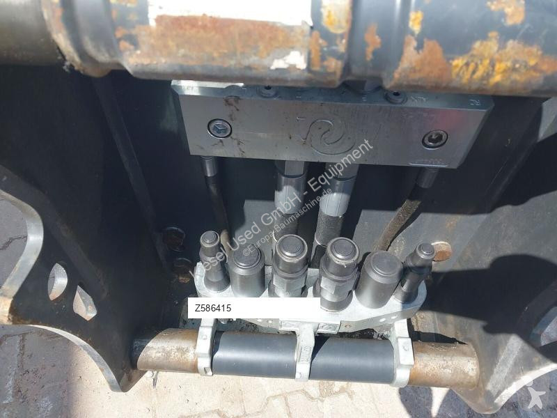 Aanbouwstukken voor bouwmachines Demarec...