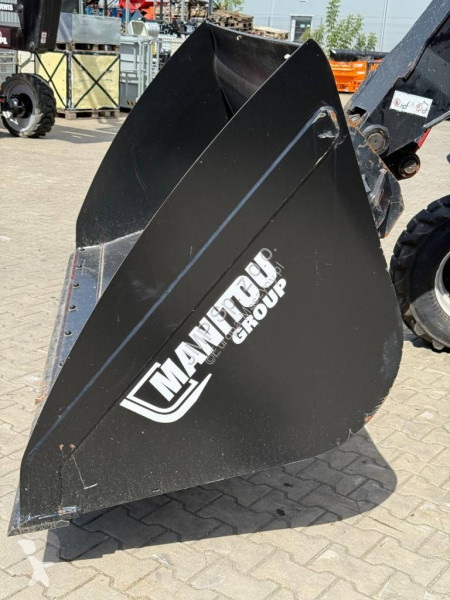 تجهيزات الأشغال العمومية Manitou CBA 1500 L2450...
