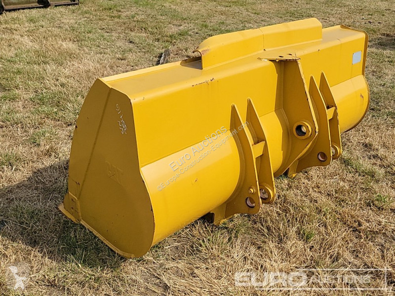 Echipamente pentru construcţii Caterpillar