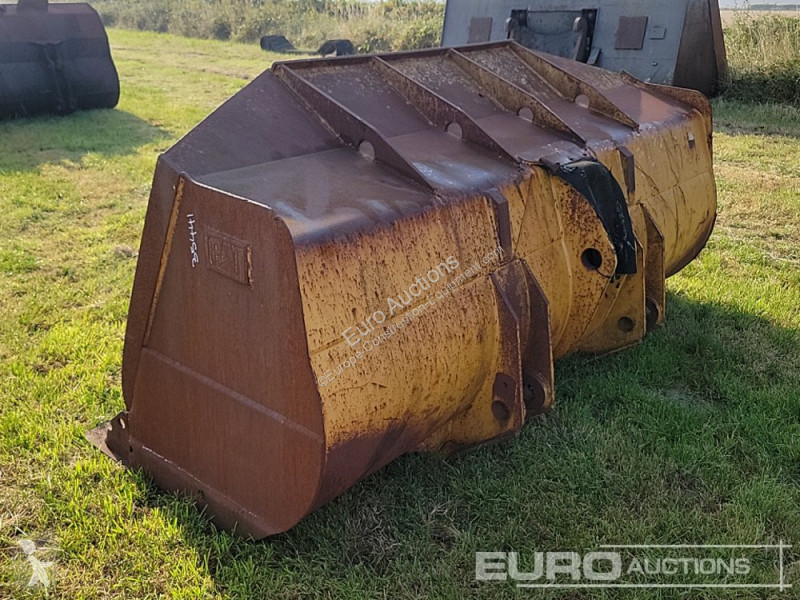 Echipamente pentru construcţii Caterpillar