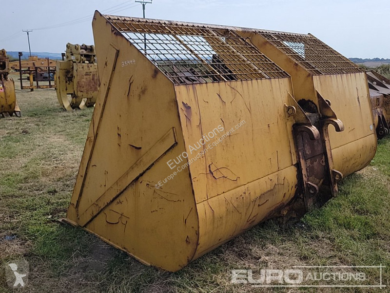 Echipamente pentru construcţii Caterpillar