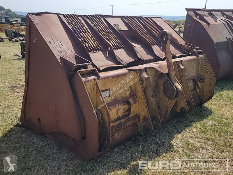 Echipamente pentru construcţii Caterpillar