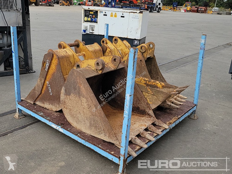 Echipamente pentru construcţii Caterpillar