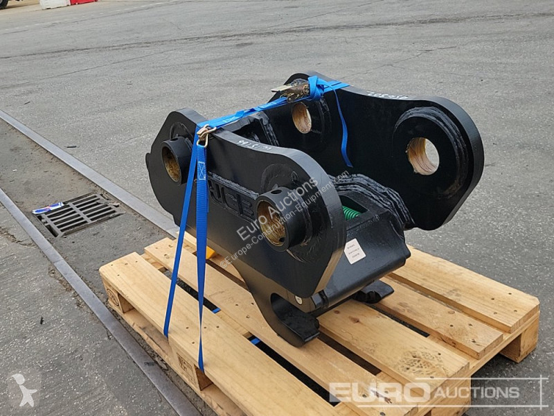 Echipamente pentru construcţii JCB