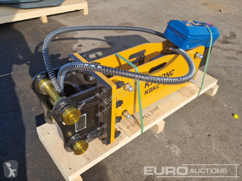 Echipamente pentru construcţii  530